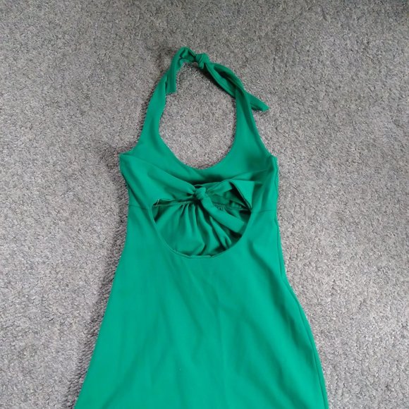 green minidress - Picture 3 of 4